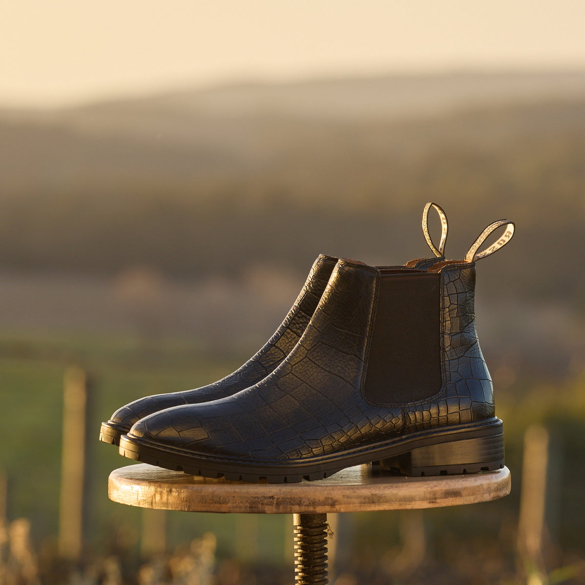 645 Chinchilla Boot Black Croc