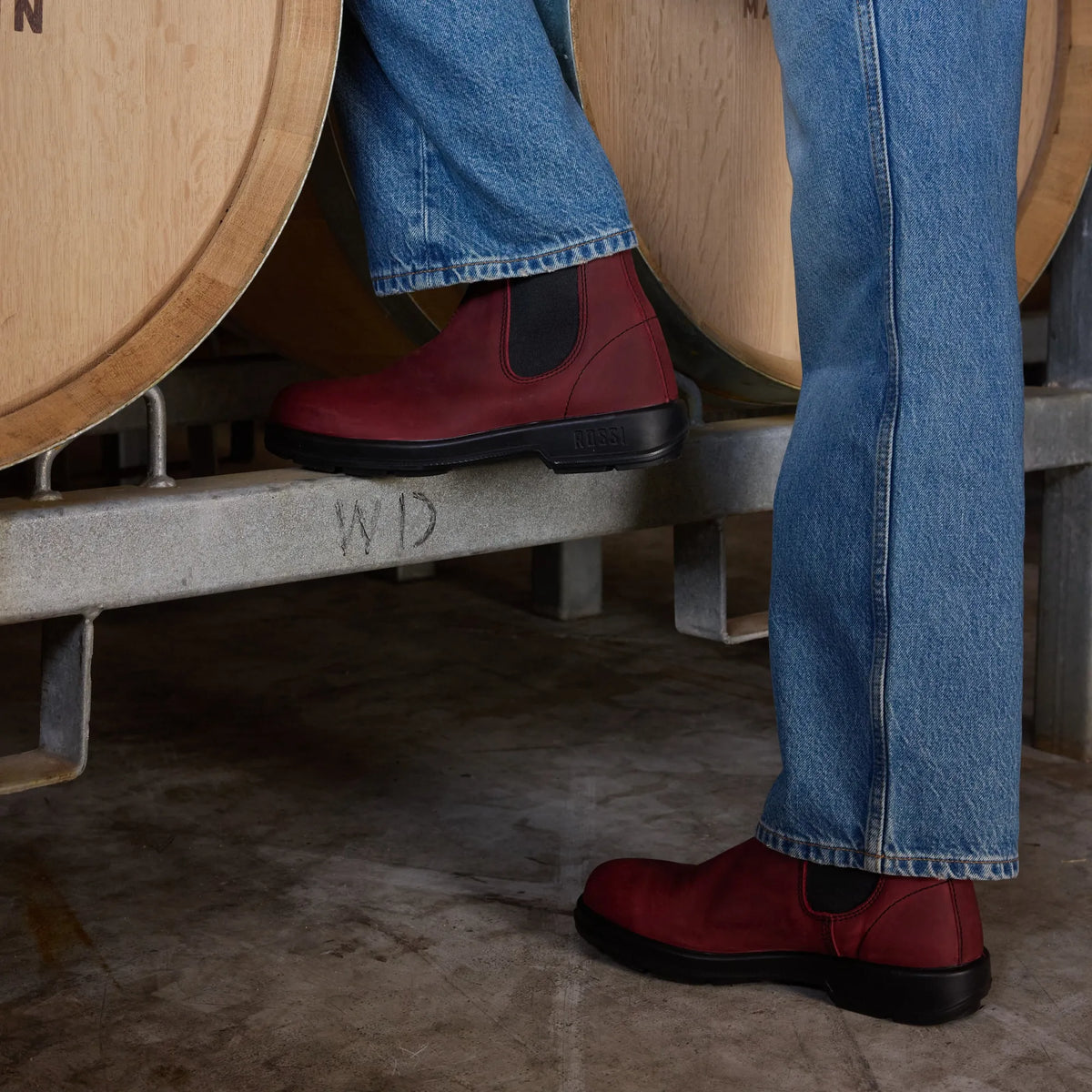 404 Spinifex Boot Cherry